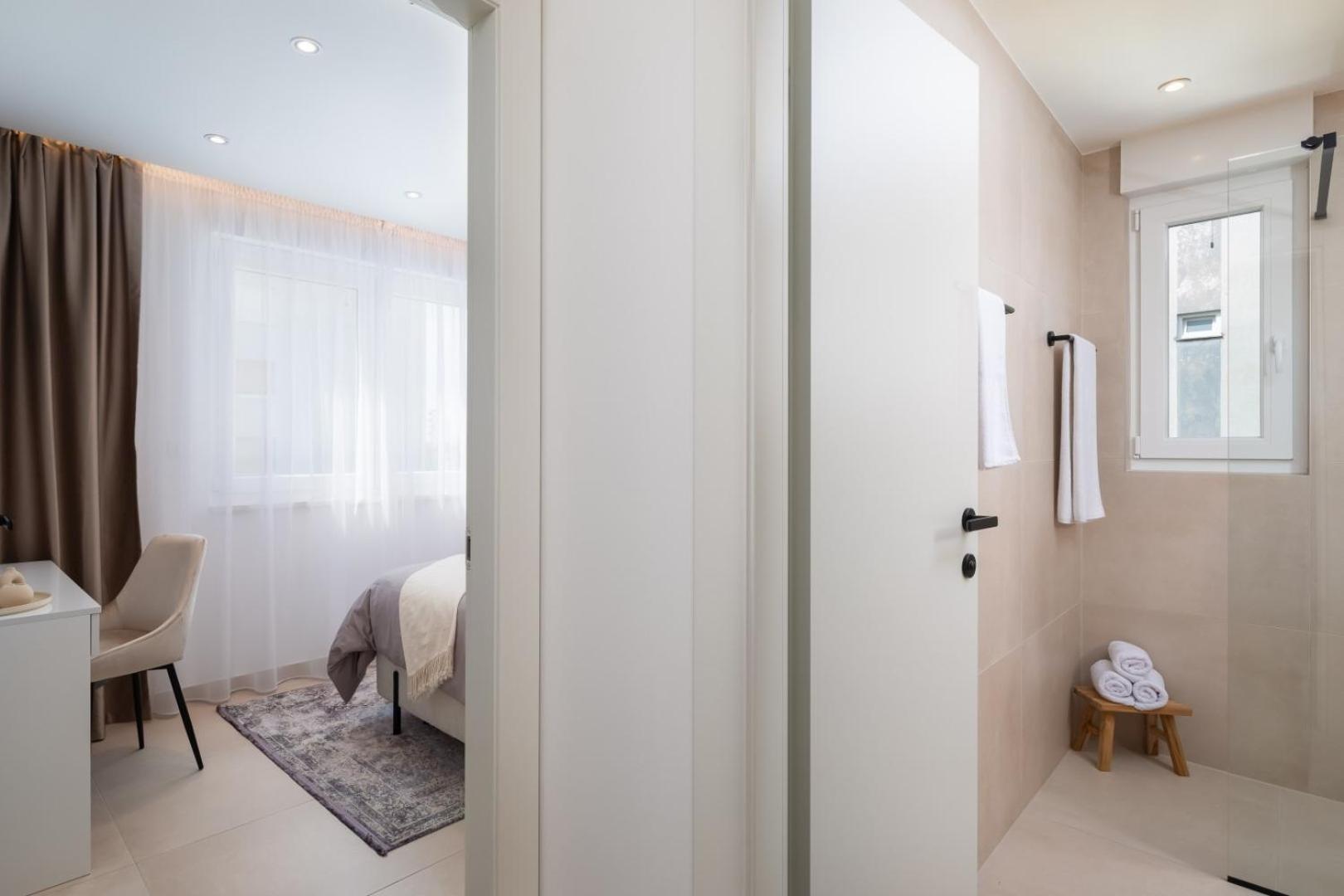 Luxury Apartment Silvery In Split Center With Jacuzzi, Sauna And Parking Exterior foto