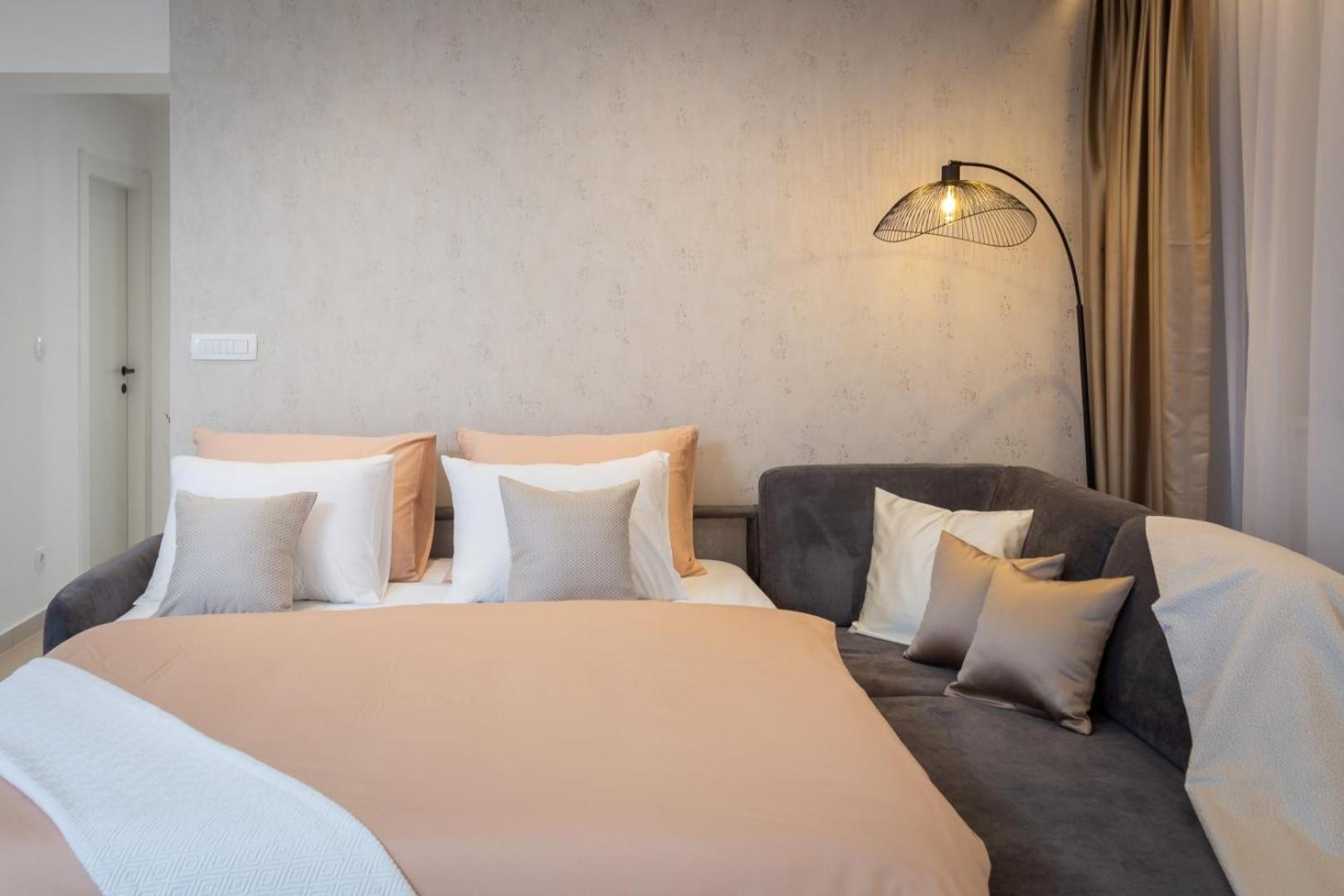 Luxury Apartment Silvery In Split Center With Jacuzzi, Sauna And Parking Exterior foto