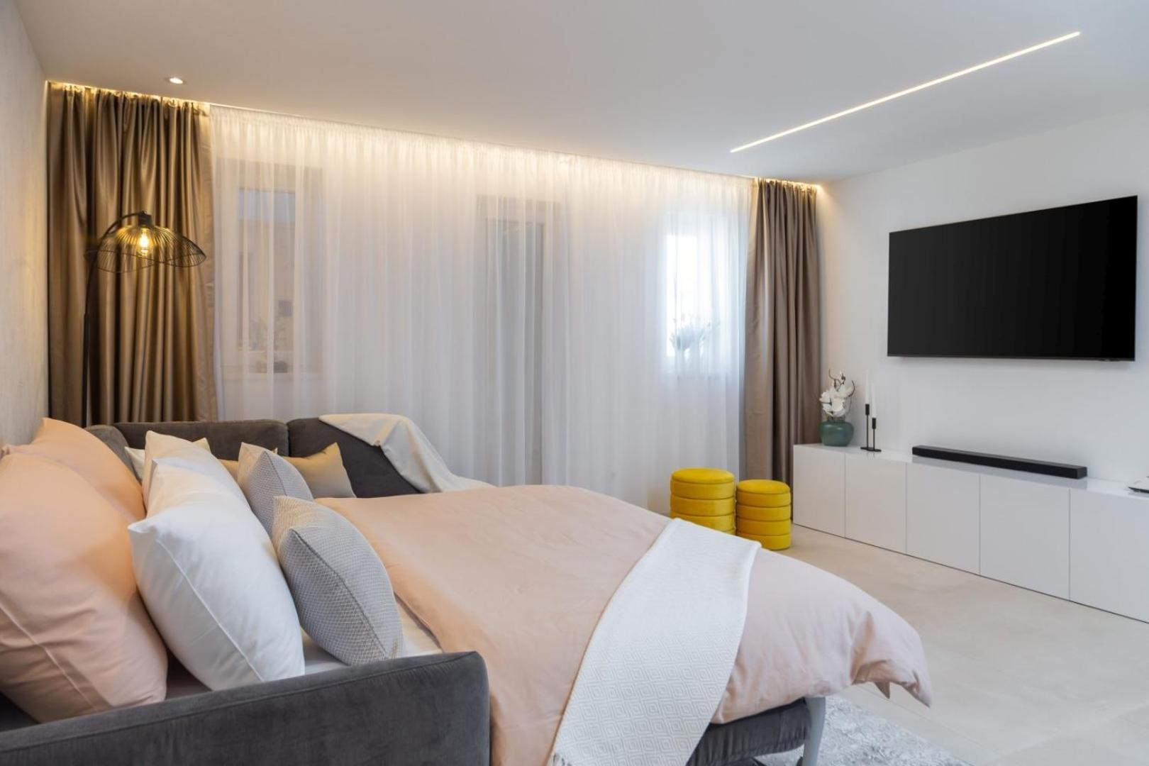 Luxury Apartment Silvery In Split Center With Jacuzzi, Sauna And Parking Exterior foto